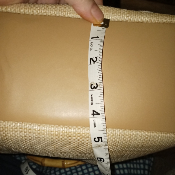 LG Bueno bag detachable accessories! - Picture 5 of 16